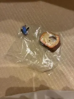 パペットスンスン　スンスンを探せマスコット　ガチャガチャ　スンスンとパン