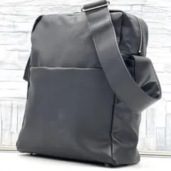 レア 꼼데가르송 オールレザー ショルダーバッグ 斜め掛け A4収納可