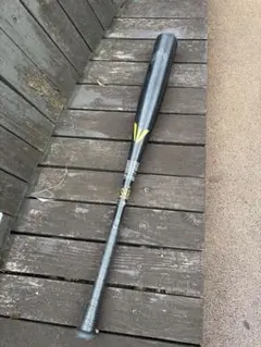 【美品】EASTON ブラックマジック 軟式用バット 83cm 740g