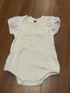 ホワイト レース付き半袖ロンパース サイズ70