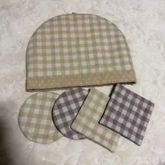 ティーコジーとコースターのセット