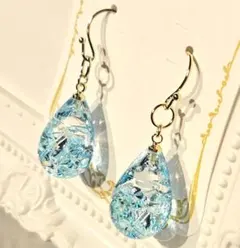 1886.スワロ入り♡ しずく型レジンピアス♡ 1886.スワロ入り♡ しずく型レジンピアス♡ - メルカリ
