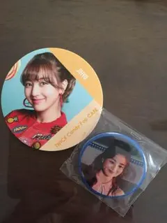 TWICE ジヒョコースター&缶バッチ