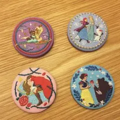 ディズニー刺繍缶バッジ