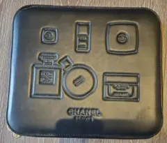 CHANEL LA COLLECTION GIFT レザーケース