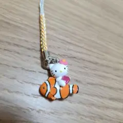 ご当地キティ　沖縄限定　カクレクマノミキ　根付け