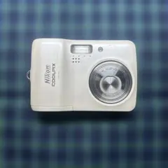 Nikon COOLPIXデジカメ本体 再販❌SDカード付‼️動作⭕️即購入⭕️即発送