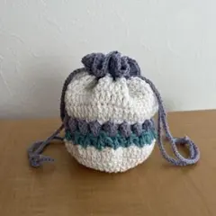ハンドメイド　かぎ針編み　チューリップ　巾着袋