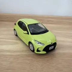 TOYOTA ヤリス　ミニカー