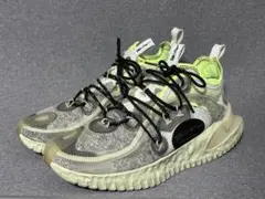 NIKE ISPA スニーカー