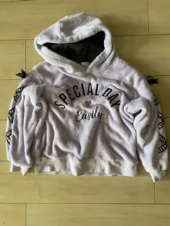 薄紫色フード付きパーカー 100cm~