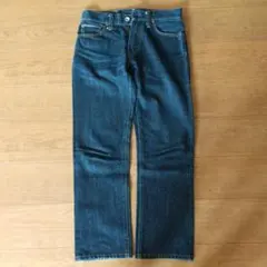ユニクロ レギュラーフィットストレートジーンズ