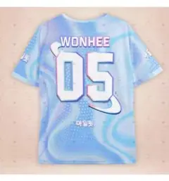 【新品】ウォンヒ WONHEE ILLIT アイリット Tシャツ Lサイズ