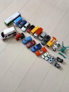 トミカ　トミー　プルバックカー　ミニカー　23台まとめ売り