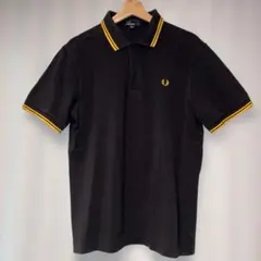 FRED PERRY ポロシャツ ブラック×ゴールド Mサイズ - メルカリ