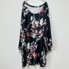 花柄 チュニック ワンピース 黒 長袖 リメイク 穴あき 古着 フリーサイズ