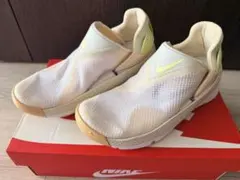 Nike GO FlyEase 5.5 ホワイト/イエローのサムネイル