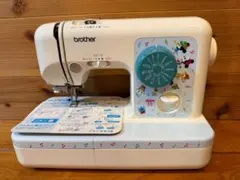 刺繍ミシン ブラザー イノヴィス D300J ディズニー オマケ有 ミッキーとミニーのディズニー刺しゅう100種類を内蔵したミシン