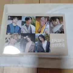 Item thumbnail for item c9451544-2c3d-49b3-9f5a-16ca8e65a261