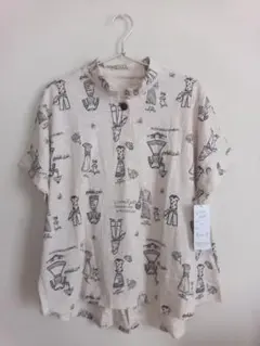 新品 未使用 LLサイズ オフホワイト 柄 半袖のサムネイル
