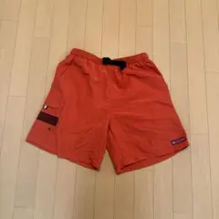 Columbia オレンジ ショートパンツ