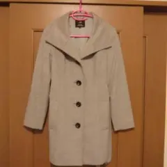 お値下げしました　23区　コートのサムネイル
