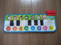 ドラえもん「ひいて！おどって！ピアノシート」