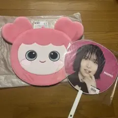 2025年最新】twice モモ うちわの人気アイテム - メルカリ