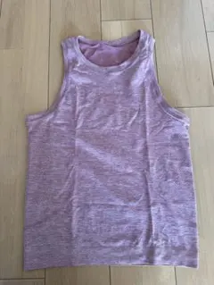 Lululemon ピンク タンクトップ