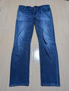 UNIQLO スリムフィットジーンズ