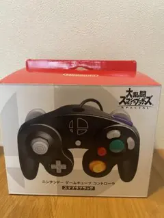 ニンテンドー/GCコントローラーと接続タップ