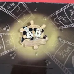 ミッキー ミニー 40周年記念 ピンバッジ