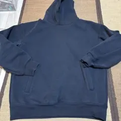 ネイビー フード付きパーカー　UNIQLO C ユニクロシー　スウェット
