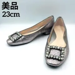 ✨️美品✨️ピッティ　ビジューバックル　ラメ　シルバー　華やか　23 本革のサムネイル