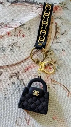 ✮大人気✮Chanel ミニバッグ型キーチェーン
