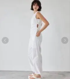Open Side Waist Jumpsuit /スカラップナイロンロンパースのサムネイル