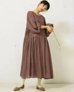 mikke ミッケ　2WAYウエストリボンボリュームスリーブティアードワンピース