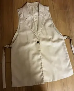 【モーメントプラス】オープンサイド ジレ ベストのサムネイル
