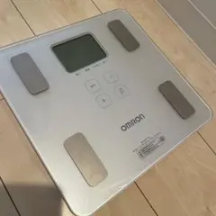OMRON - オムロン 体重体組成形 HBF-228T 新品未使用 未開封 OMRON】【未使用品】オムロン『体重体組成計 カラダスキャン