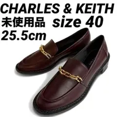 未使用CHARLES & KEITHゴールドビット ローファー 25.5cmのサムネイル
