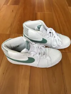 ナイキNike Zoom Blazer Mid Premium SB24.5cm