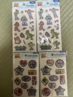 セリア　トイ・ストーリー　ふわふわシール　ウォーターシール