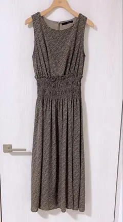 ウエストシャーリングフラワープリントワンピース