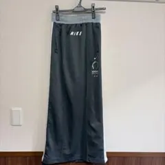 NIKE ナイキ　ロングスカート ジャージ　グレーのサムネイル