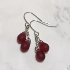 No.321 チェコドロップビーズのピアス ハンドメイド