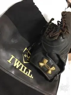 アンダーアーマー外野手用