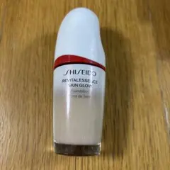 SHISEIDO REVITAL ESSENCE SKIN GLOW 220