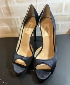 VALENTINO GARAVANI オープントゥ パンプス ブラック ヒールのサムネイル