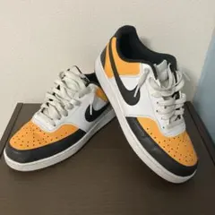 Nike スニーカー オレンジ ブラック