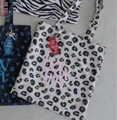 ローリーズファーム　ノベルティ　バッグ